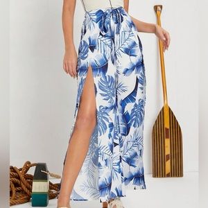 Tropical print pants